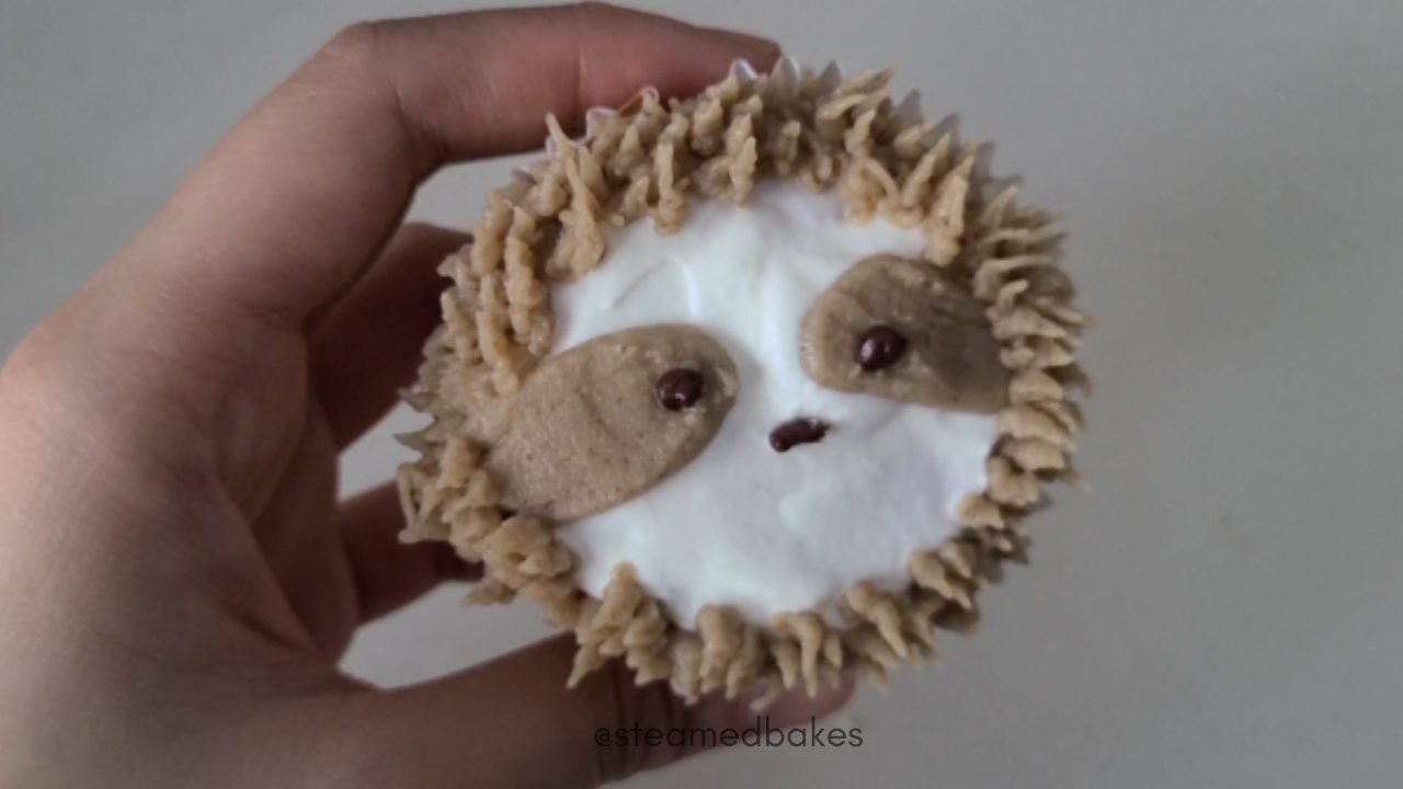 Sloth Chestnut Chiffon Cupcakes